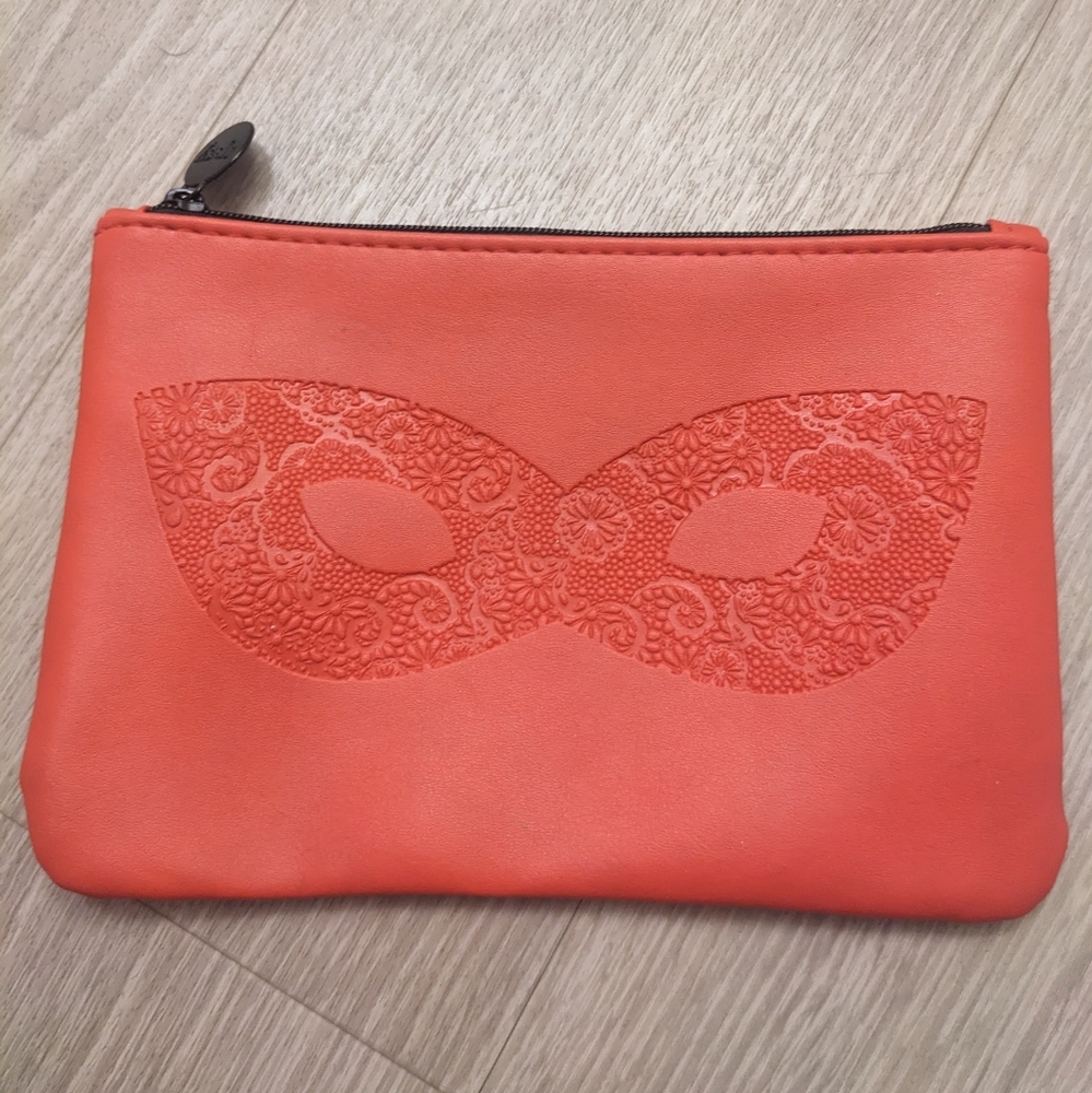 Ipsy make-up bag